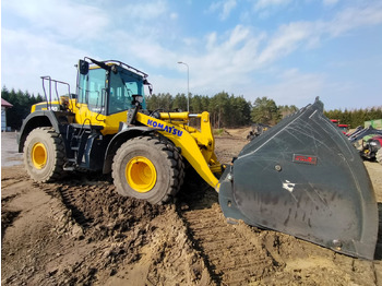 Wheel loader KOMATSU WA380: picture 2