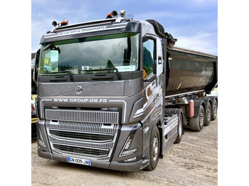Tractor unit VOLVO FH16 750