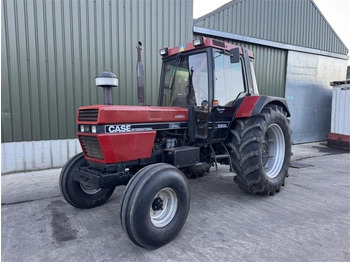 Farm tractor Case International 1056XL 2WD: picture 3