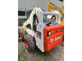 Skid steer loader BOBCAT S300