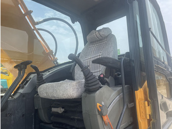 Crawler excavator HYUNDAI 220LC-9S: picture 5