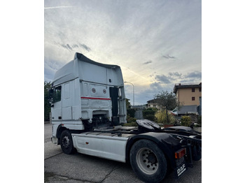 Tractor unit DAF XF 105.460 - 2010 - AUTOMATICO: picture 3 Tractor unit DAF XF 105.460 - 2010 - AUTOMATICO: picture 3