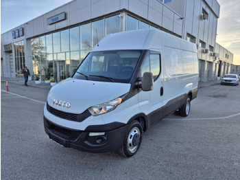 Passenger van IVECO Daily 35c13
