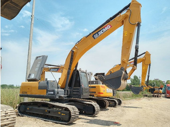 Crawler excavator XCMG XE 215 DA: picture 4