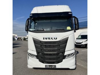 Tractor unit IVECO S-WAY