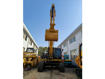 Crawler excavator CATERPILLAR 336D: picture 2