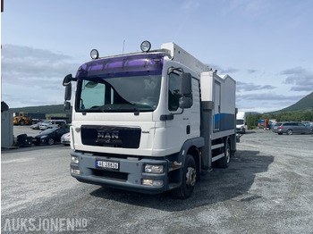 Crane truck MAN TGM