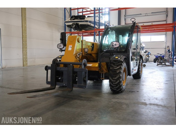 Telescopic handler XCMG