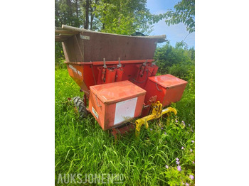 Agricultural machinery KVERNELAND
