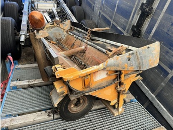 Sand/ Salt spreader