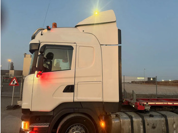 Interior photo 1: Tractor unit Scania R490 95cm Mega. full Air suspension