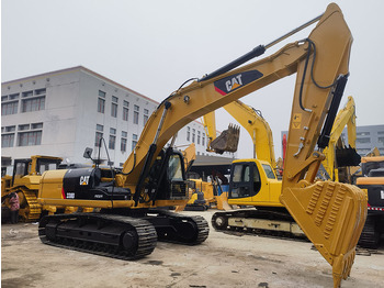 Crawler excavator CAT 330D Excavator: picture 5