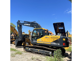 Crawler excavator Hyundai 220LC-9S Excavator: picture 3