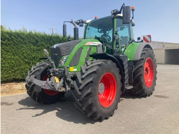 Farm tractor FENDT 724 Vario