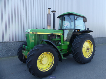 Farm tractor JOHN DEERE 4055 Series