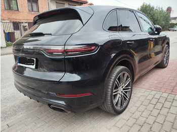 Car PORSCHE