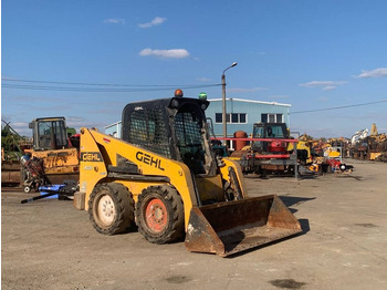 Skid steer loader Gehl R 220: picture 4 Skid steer loader Gehl R 220: picture 4