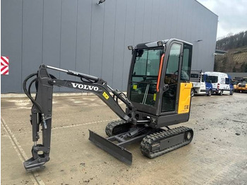 Mini excavator VOLVO EC18E