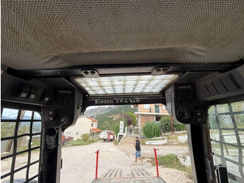 Skid steer loader CAT 216: picture 5