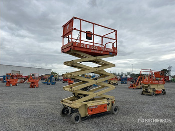 Scissor lift JLG