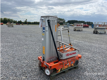 Vertical mast lift