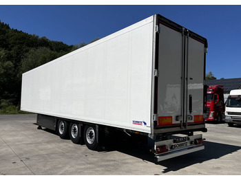 Refrigerator semi-trailer Schmitz Cargobull Chłodnia // 2010 Rok // 2 osie podnoszone // Doppelstock // Kosz paletowy //: picture 3 Refrigerator semi-trailer Schmitz Cargobull Chłodnia // 2010 Rok // 2 osie podnoszone // Doppelstock // Kosz paletowy //: picture 3