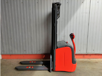 Stacker LINDE L16
