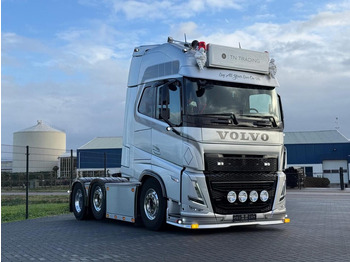 Tractor unit VOLVO FH13 460