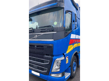 Tractor unit Volvo FH 500 XL: picture 3
