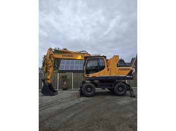 Wheel excavator HYUNDAI