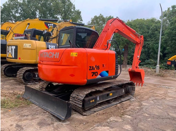 Crawler excavator HITACHI ZX70