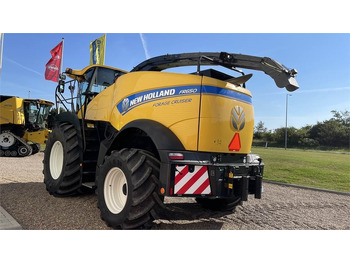 Forage harvester New Holland FR650 T4B: picture 4