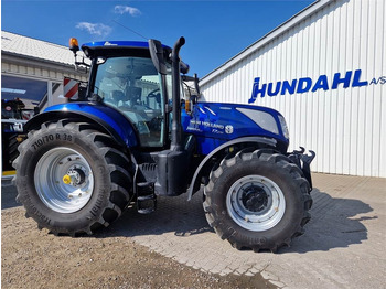Farm tractor NEW HOLLAND T7.270