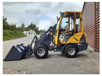 Compact loader EUROTRAC