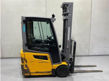 Electric forklift JUNGHEINRICH EFG