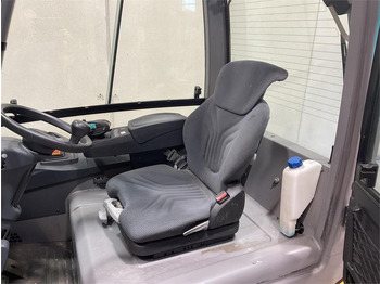 Electric forklift Jungheinrich EFG 425K: picture 5 Electric forklift Jungheinrich EFG 425K: picture 5