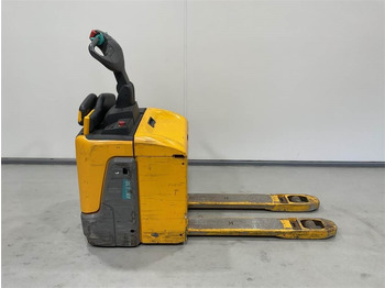 Pallet truck JUNGHEINRICH ERE