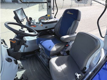 Farm tractor New Holland T7.225 AC Stage V Blue Power: picture 3