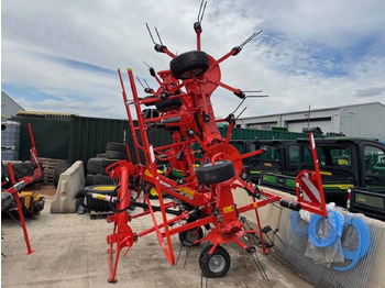 Tedding equipment KUHN