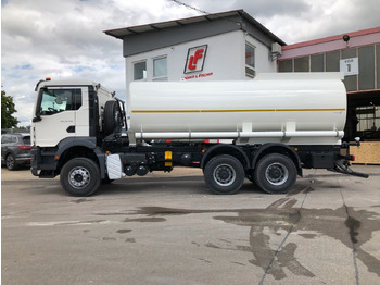 Tanker truck MAN TGS 33.440