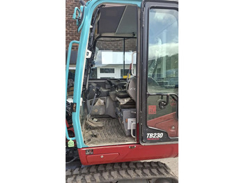 Mini excavator Takeuchi TB230: picture 2