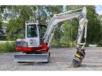 Mini excavator Takeuchi TB250: picture 4