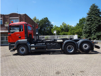 Hook lift truck MAN TGA 26.360