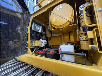 Crawler excavator CATERPILLAR 349D2L: picture 2