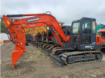 Crawler excavator DOOSAN DH60-7