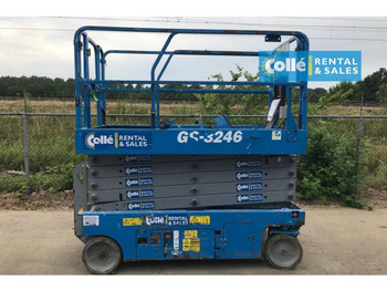 Scissor lift GENIE
