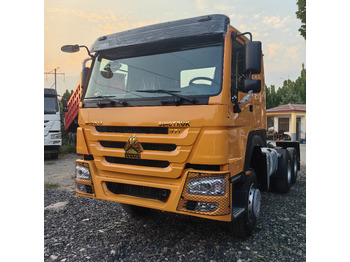 Tractor unit SINOTRUK HOWO