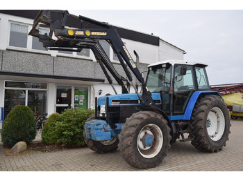 Farm tractor NEW HOLLAND
