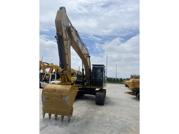 Crawler excavator Caterpillar 323D2L: picture 4