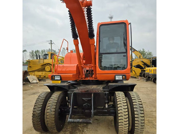 Wheel excavator Doosan DH150W: picture 3